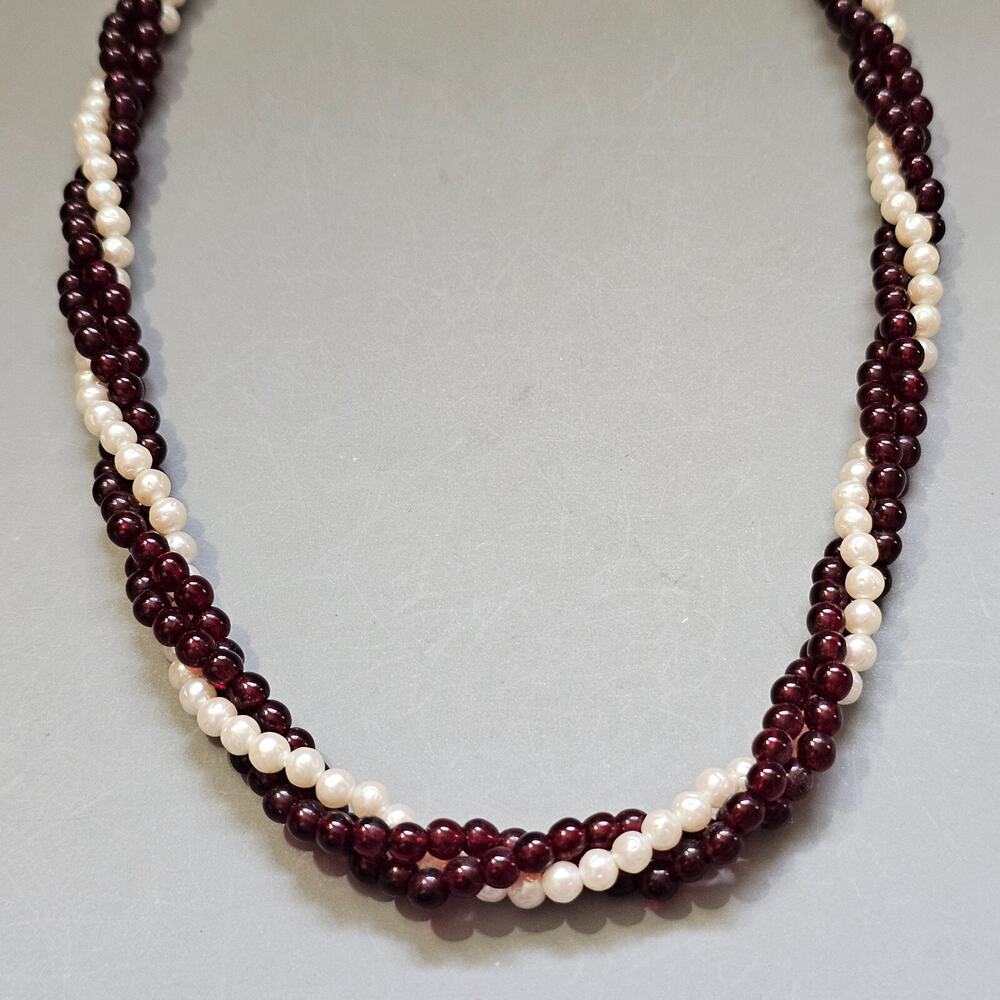 Avon OPULENT TORSADE Necklace 3 Strand Beaded Choker Faux Garnet & Pearls 81 Vtg